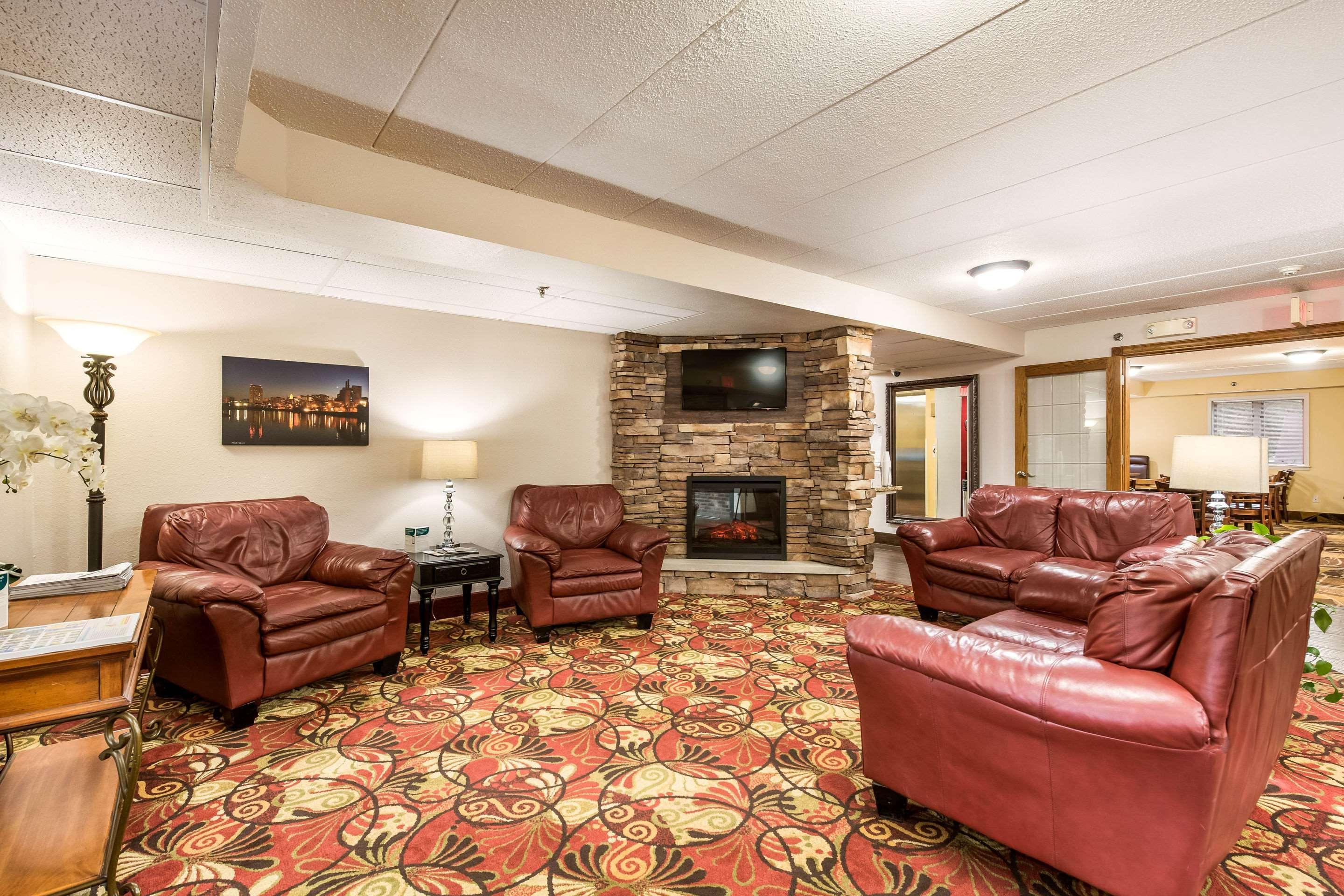 Econo Lodge Mayo Clinic Area Rochester Exterior foto